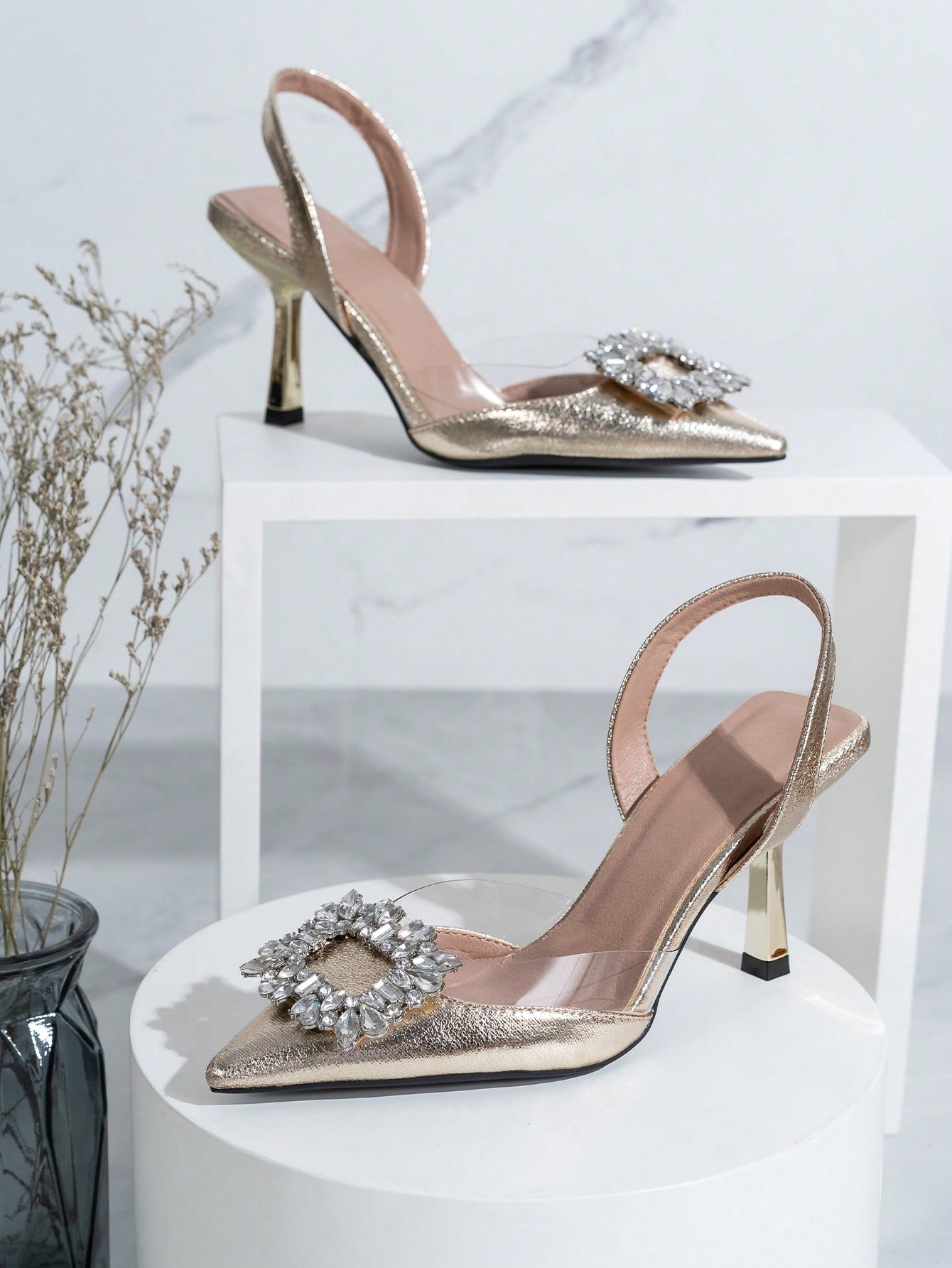 Fashionable Glistening RhinestonePumps