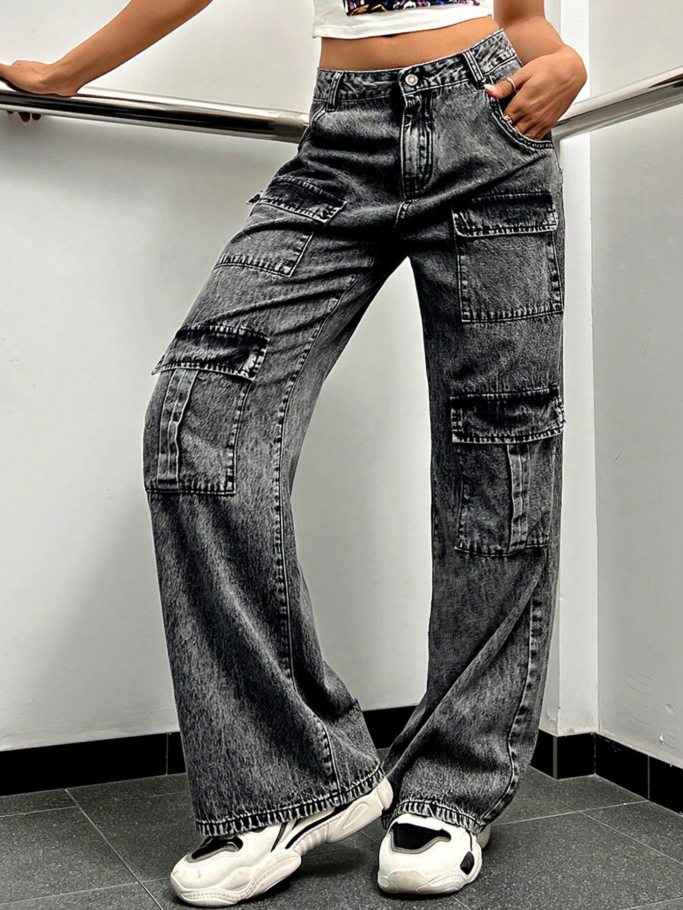 Street Flap Pocket Wide Leg Cargo Jeans